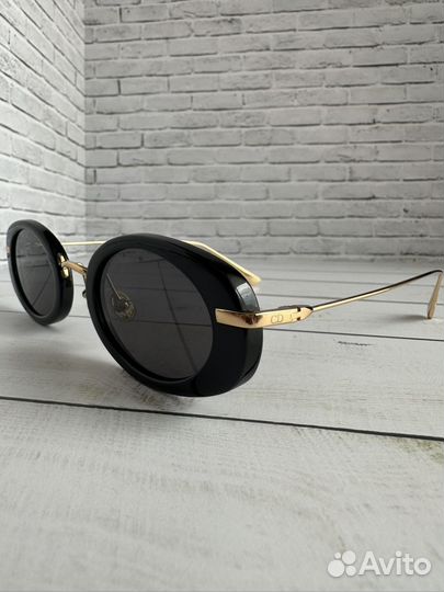 Солнцезащитные очки Dior 2M22K