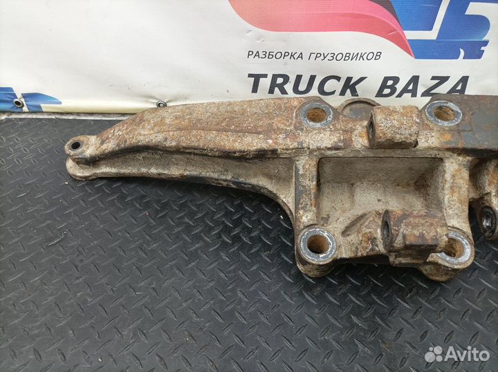 41030414 Кронштейн пневморессоры правый