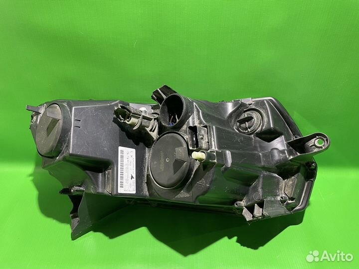 Фара левая Renault Logan 2 Sandero 2 2014-2018