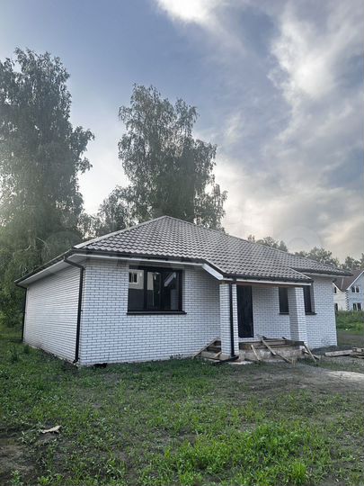 Дом 100 м² на участке 6 сот.