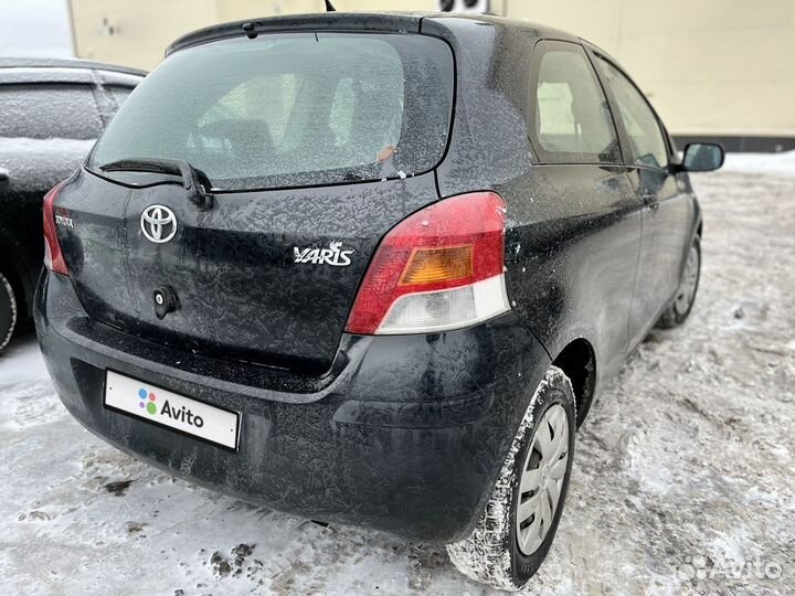 Toyota Yaris 1.0 МТ, 2009, 240 000 км