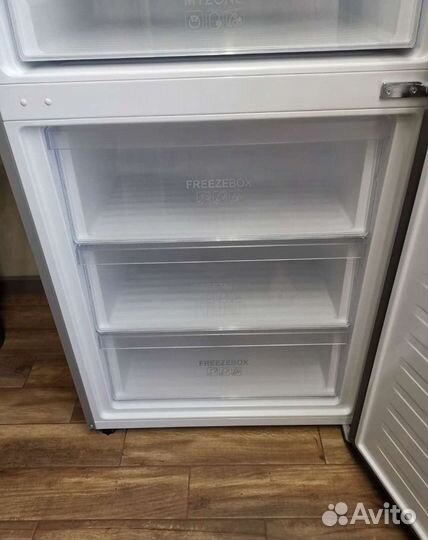 Холодильник Haier