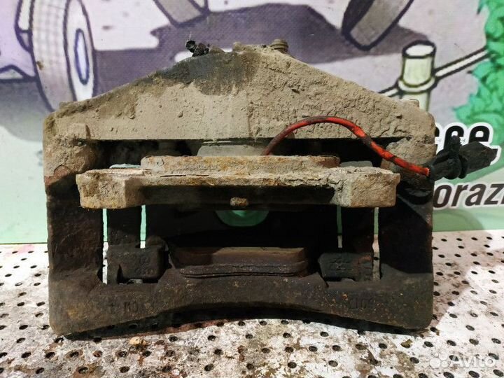 Суппорт тормозной передний левый Audi A6 Allroad Q