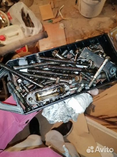 Запчасти Volvo 850