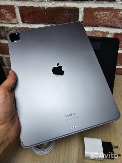 iPad Pro 12.9 M2 (256, сим-карта)