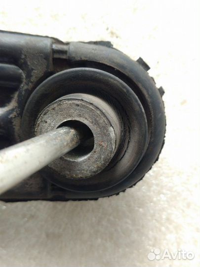 Опора двигателя Nissan Micra K12 CR12DE 2009