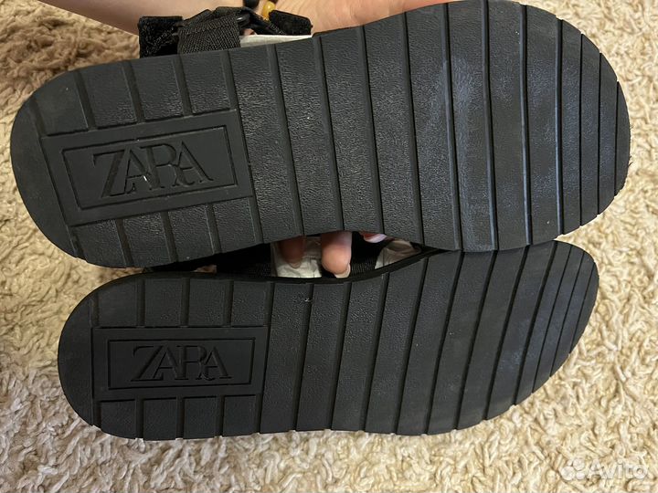 Zara сандалии