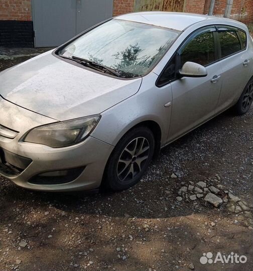 Opel Astra 1.6 МТ, 2013, 114 500 км