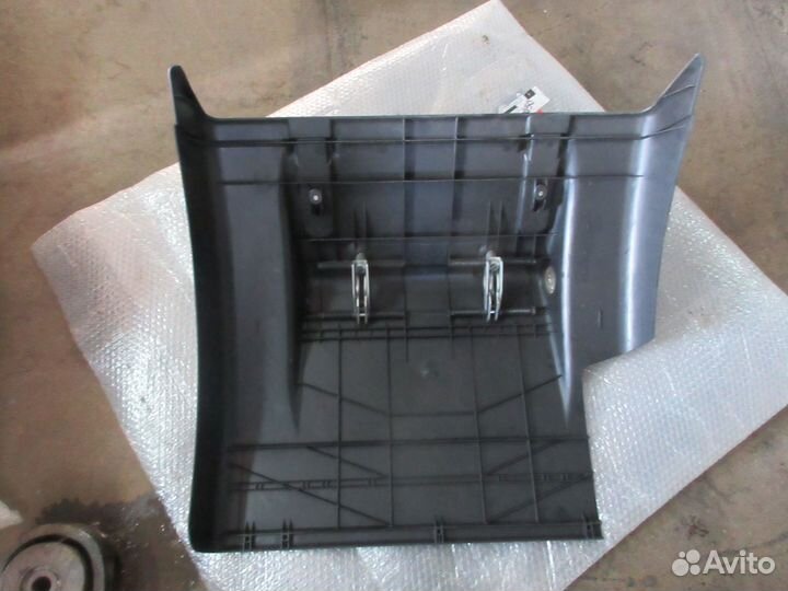 Крыло кабины заднее левое Renault Magnum II