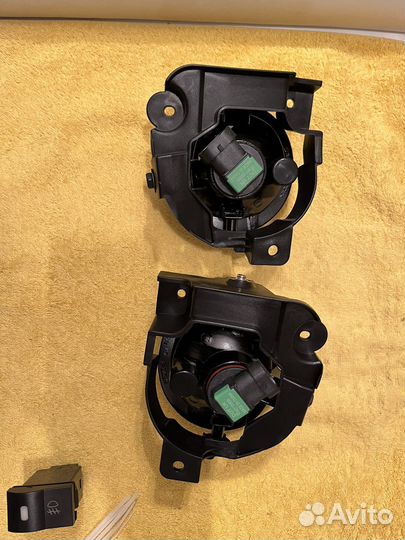 Решетка в бампер птф Мазда BT-50 BT50 2006-2008