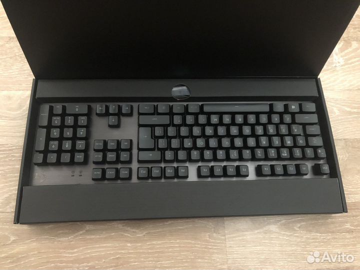 Игровая клавиатура logitech g413