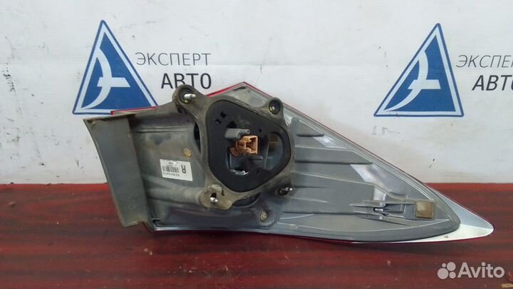 Фонарь задний левый Toyota Corolla(2012—2016) 2013