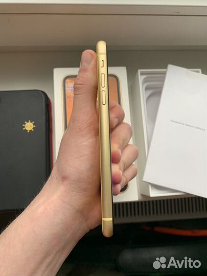 iPhone Xr, 128 ГБ