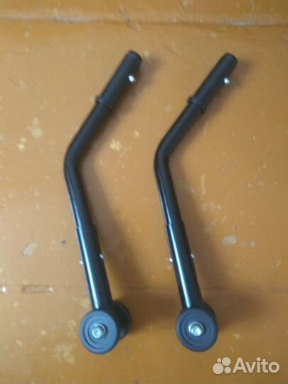 Антиопрокидыватель для инвалидной коляски