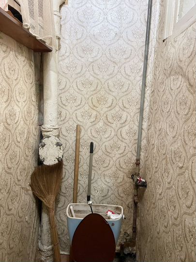 Комната 13 м² в 2-к., 1/2 эт.