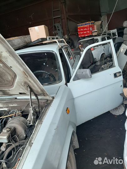 Двери на волгу,3110,31105