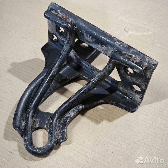 Крюк задний Hyundai Tucson 1/ Kia Sportage 2