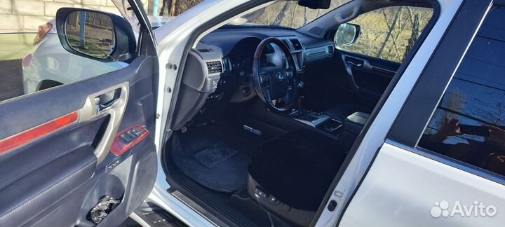 Бампере на lexus gx 460