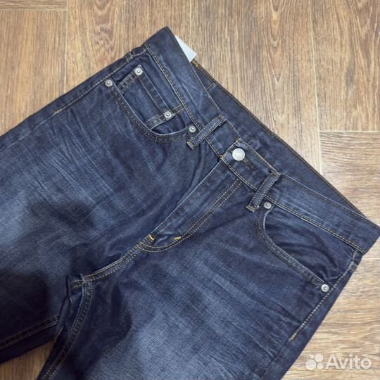 Джинсы Levi's 513 31/32 S-M