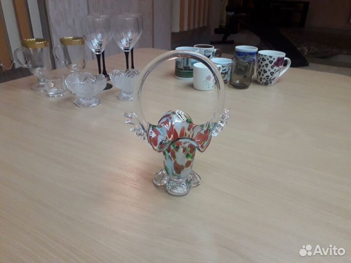 Посуда из хрусталя, стекла и фарфора