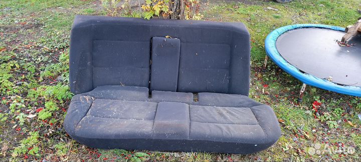 Заднее сиденье