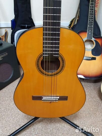 Классическая гитара yamaha CG101A