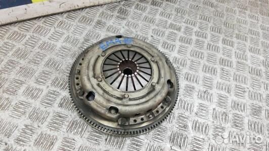 Маховик демпферный бензиновый skoda fabia 2 (EMA10