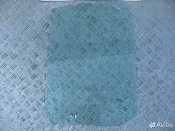 Стекло передней левой двери Peugeot Boxer 230