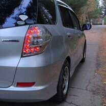 Honda Fit Shuttle 1.3 CVT, 2011, 187 000 км, с пробегом, цена 1 200 000 руб.