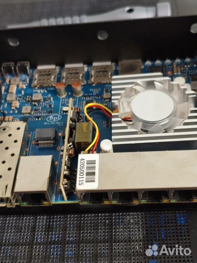 Banana Pi BPI-R4 POE version + BPI-R4-NIC-BE14 WiF
