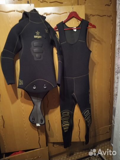 Гидрокостюм