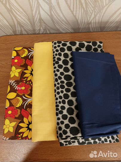 Отрезы ткани болонья и бязь