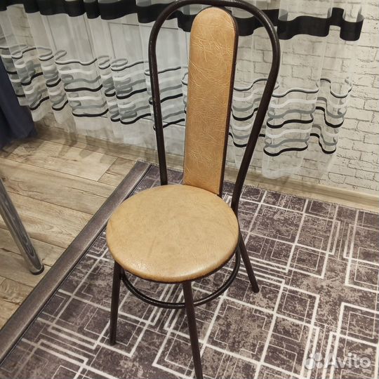 Кухонные стулья бу 4 шт