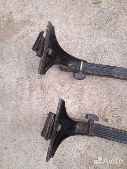 Багажник на автомобиле