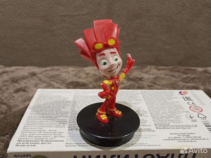 Фигурка бэтмен, черепашка ниндзя,фиксики