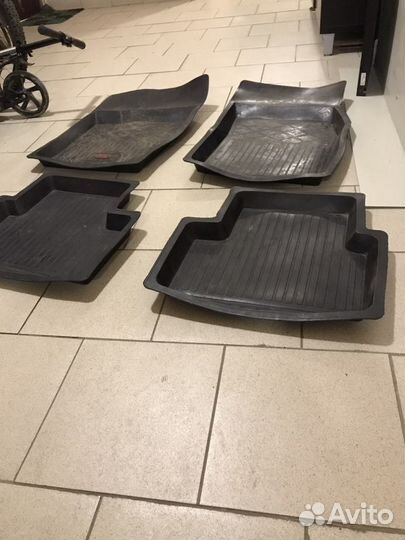 Универсальные автомобильные коврики