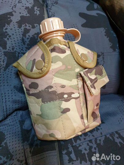 Фляжка армейская в чехле