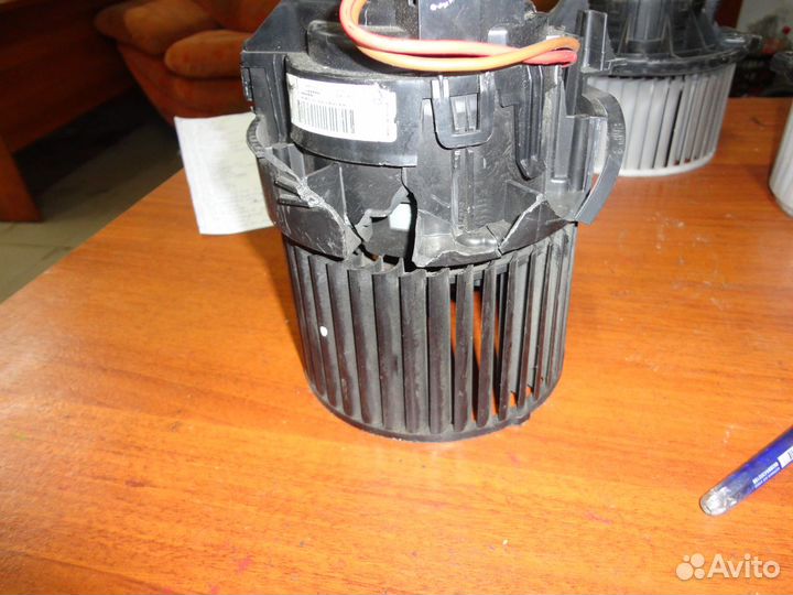 Моторчик отопителя Renault Logan 2