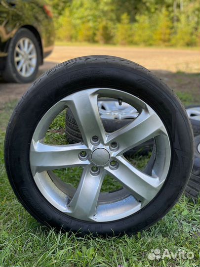 Toyo Extensa HP 225/50 R17