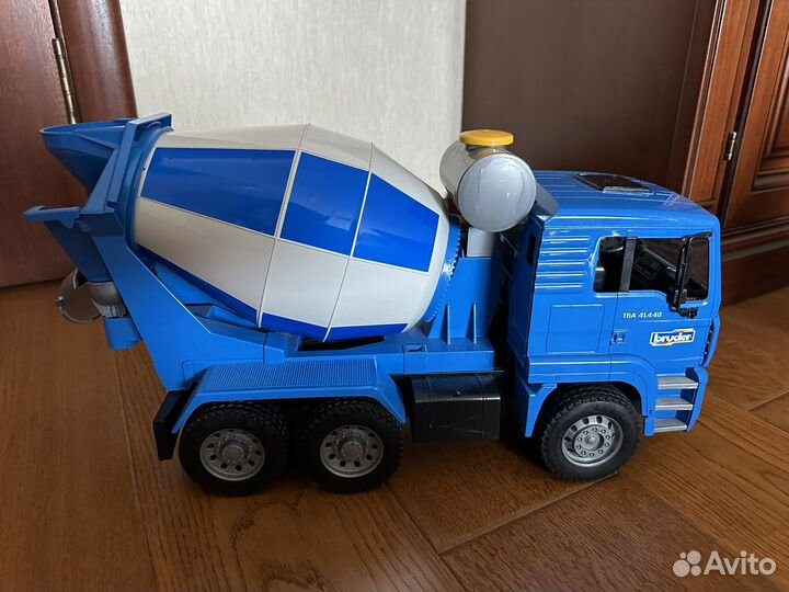 Детские машины Bruder