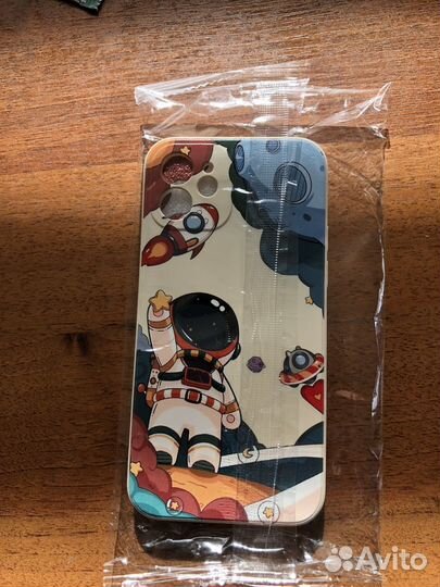 Чехол на iPhone 12