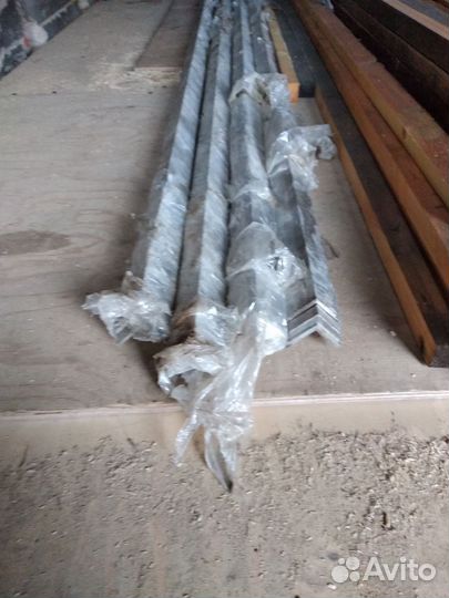 Уголок алюминиевый 50х50