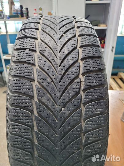 Goodyear UltraGrip Ice 2 205/55 R16