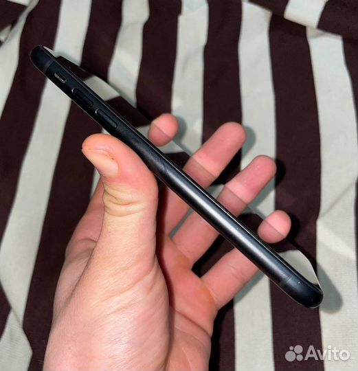 iPhone Xr, 128 ГБ