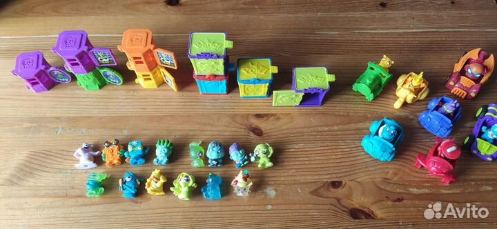 Zomblings и superzing коллекции фигурок