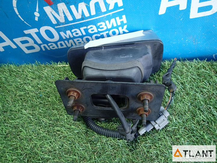 Туманка левая nissan elgrand