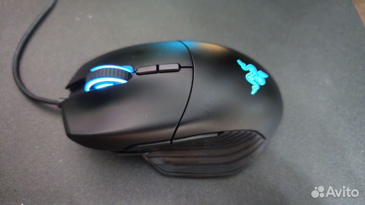 Мышь Razer Basilisk