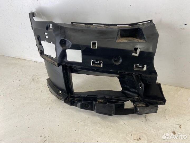 Кронштейн бампера передний правый Bmw 6Er G32