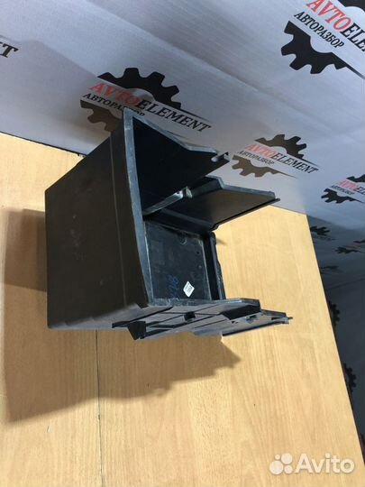 Площадка АКБ Форд Фокус 2 дв.1,8-2,0