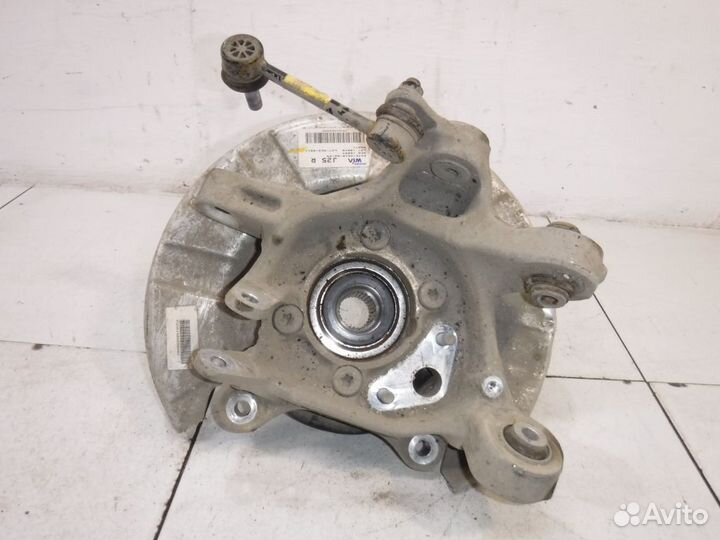 Кулак задний правый Киа